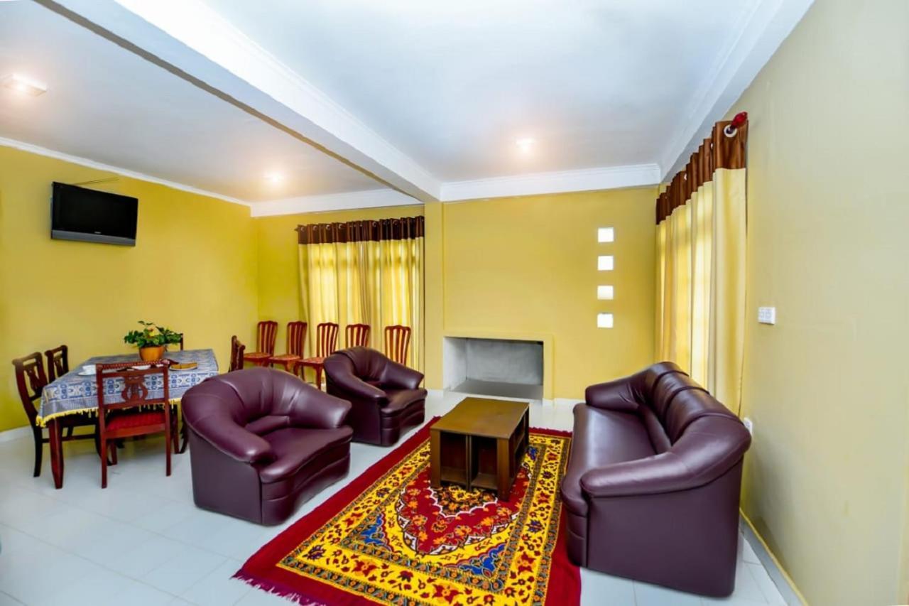 Lily Villa Haputale Luaran gambar